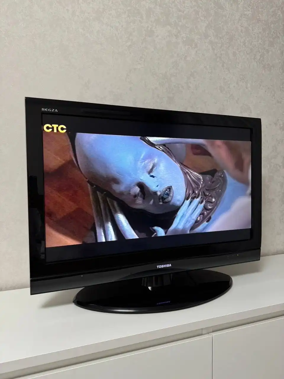 Телевизор Toshiba 32RV733R 32 дюйма