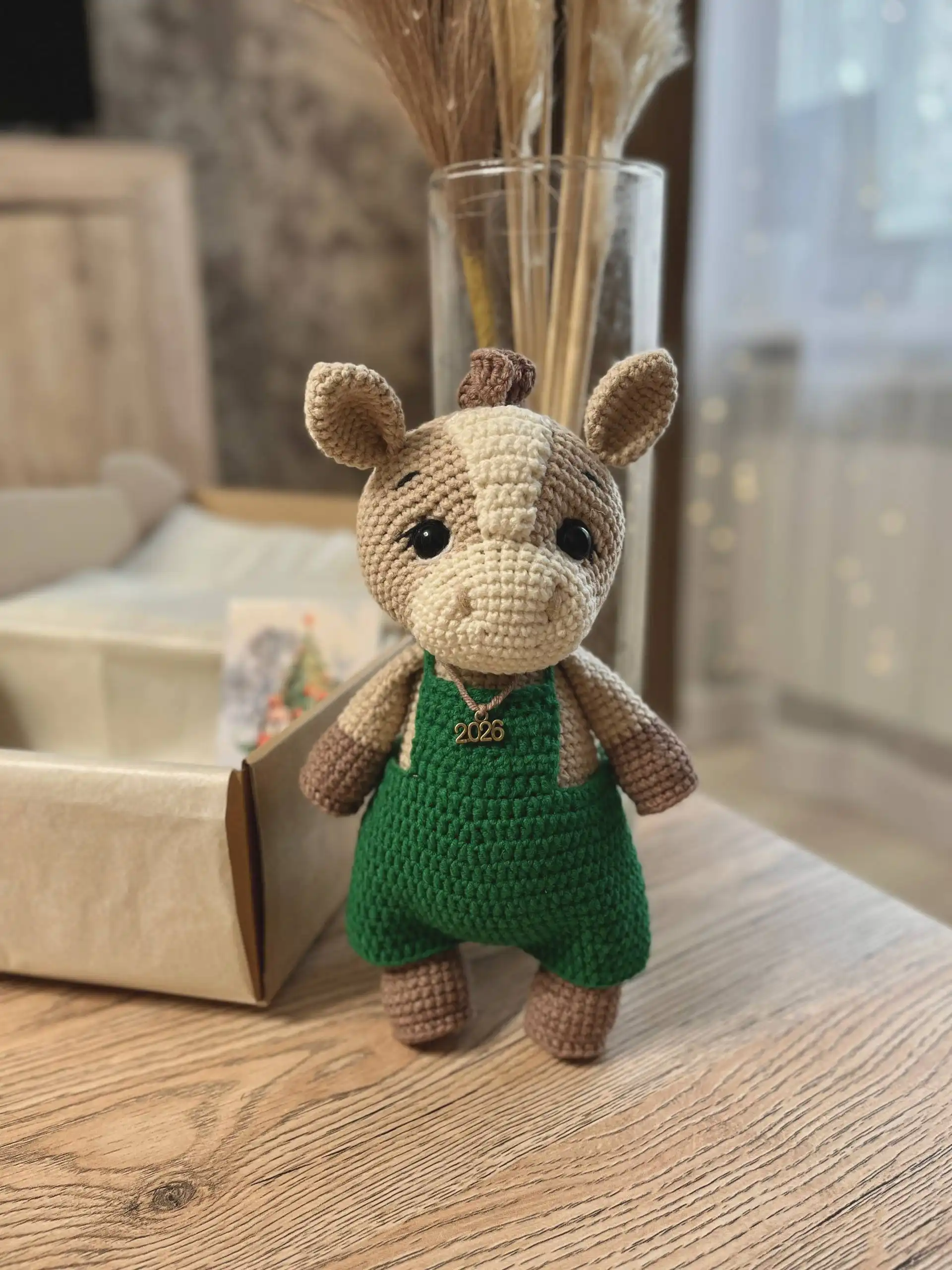 Уютный талисман 2026 года ручной работы