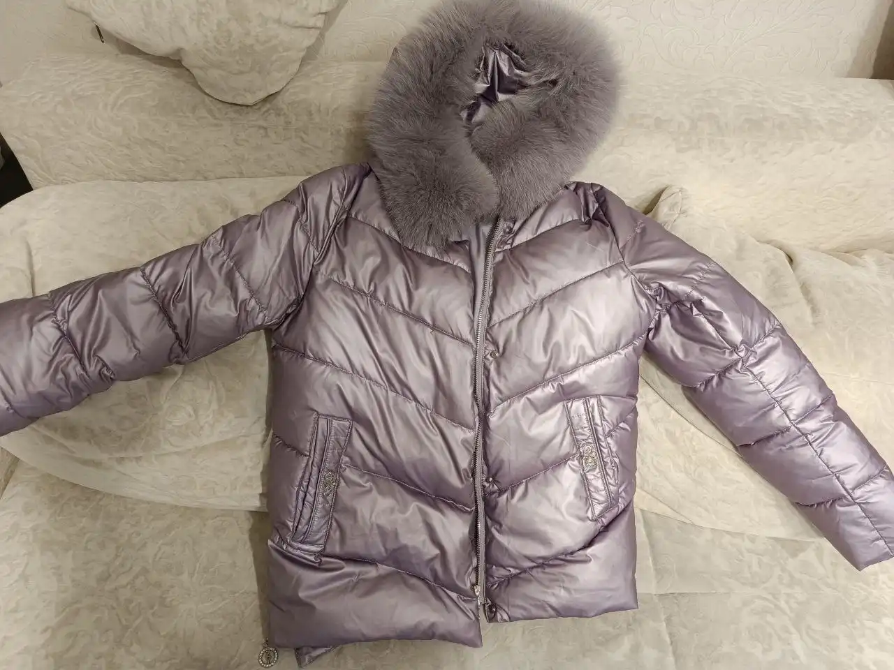Зимняя куртка сиреневого цвета размер 44 (M)
