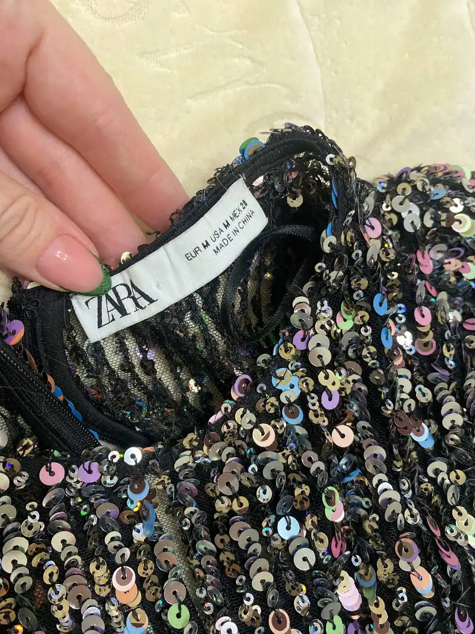 Продам платье Zara 44-46