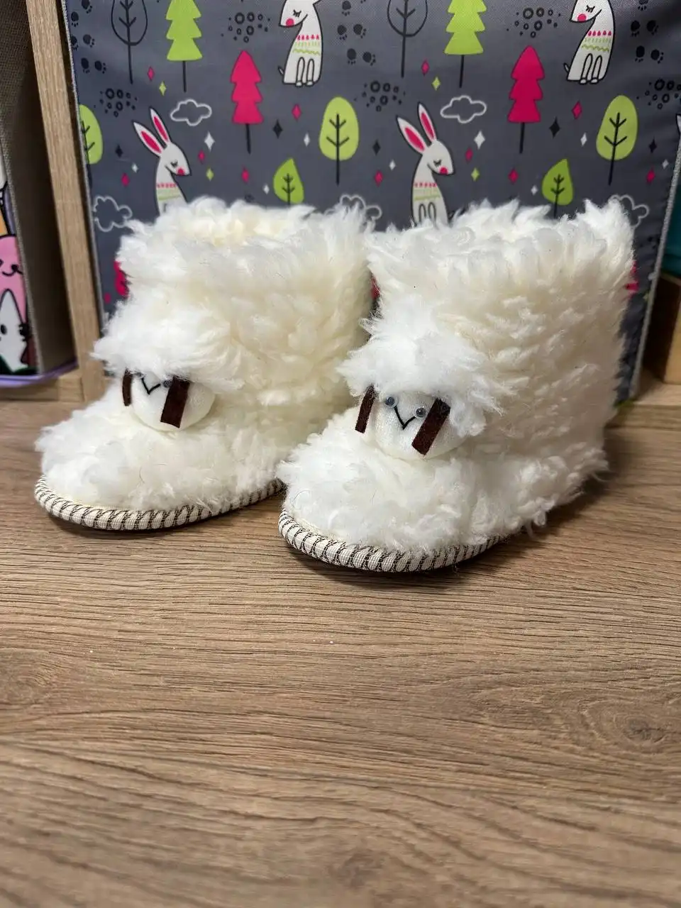 Новые меховые тапочки (чуни) 25-26 размер