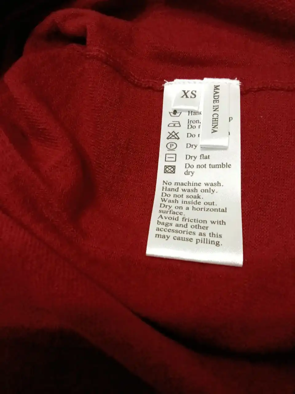 Продажа свитеров бренда Present & Simple