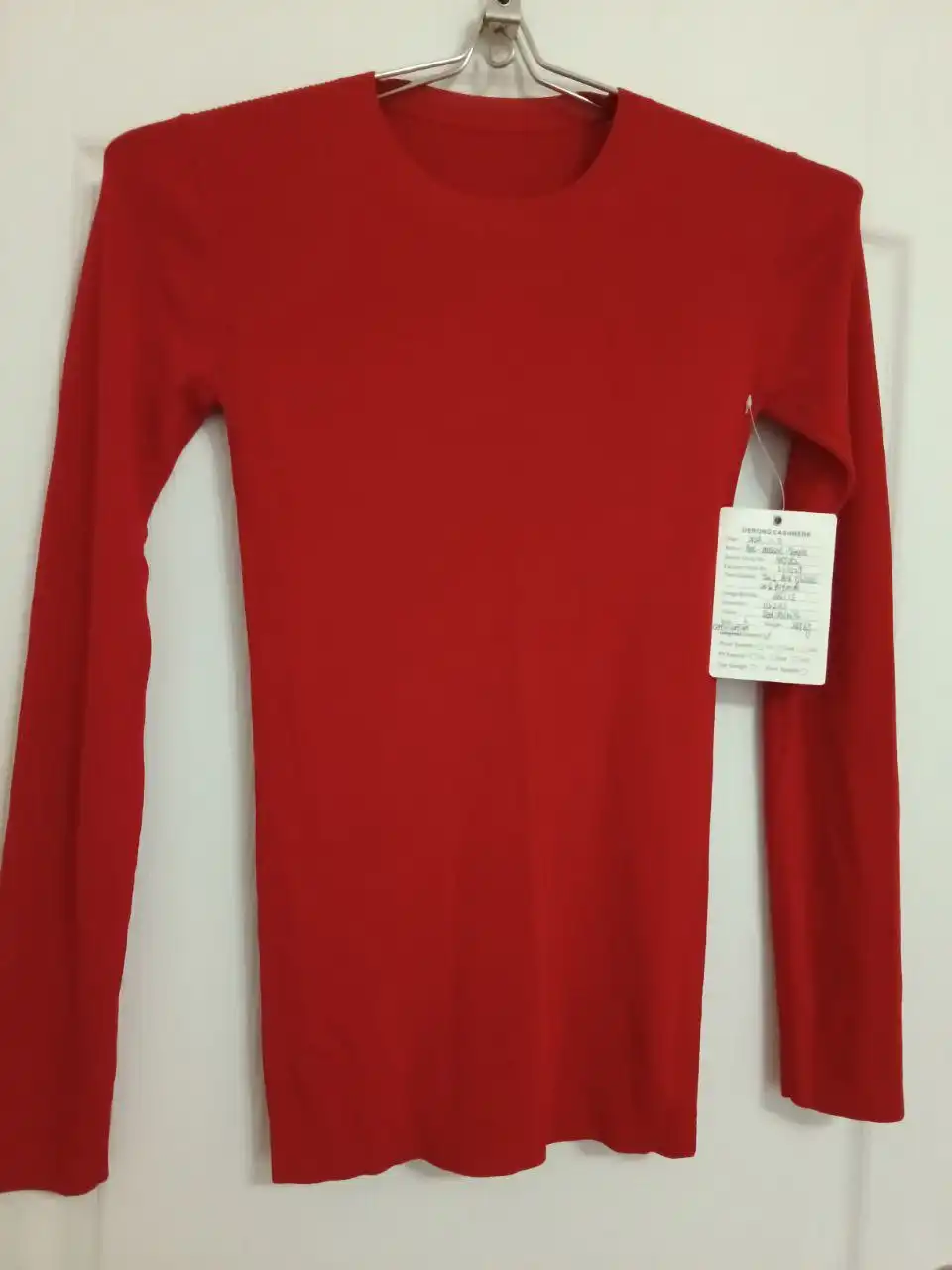 Продажа свитеров бренда Present & Simple