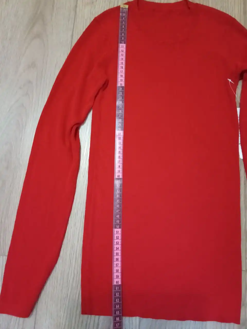 Продажа свитеров бренда Present & Simple