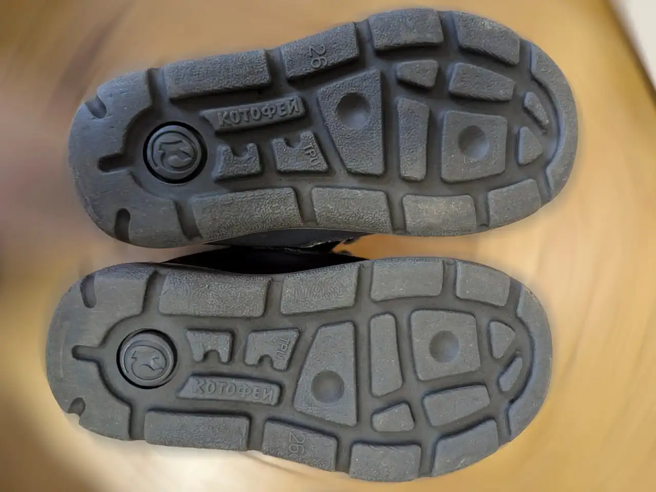 Продажа зимних сапог Котофей