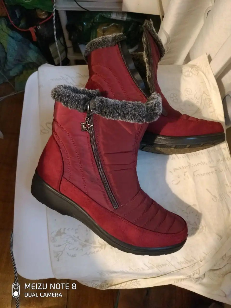 Женские зимние сапоги 40 размера - Обувь (Одежда) в Москва