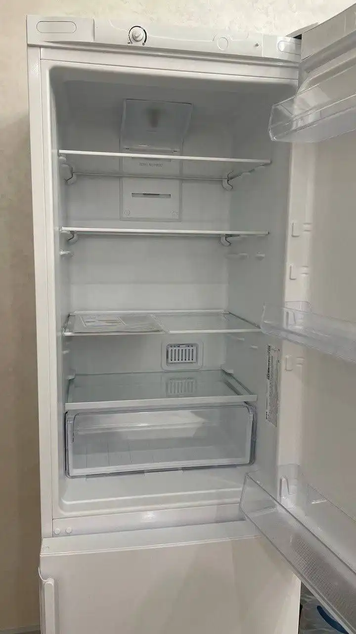 Холодильник в отличном состоянии