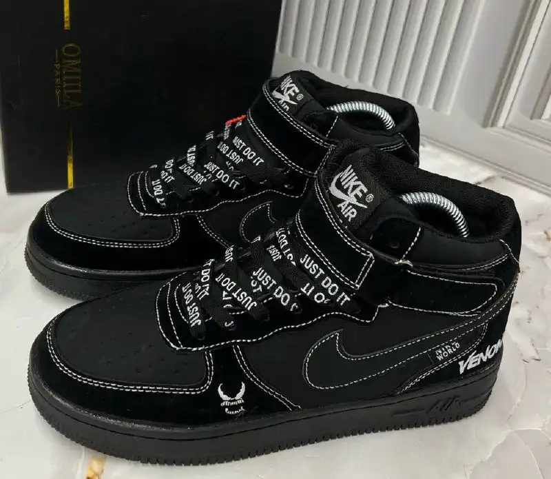 Новые зимние кроссовки Nike Air 46 размера