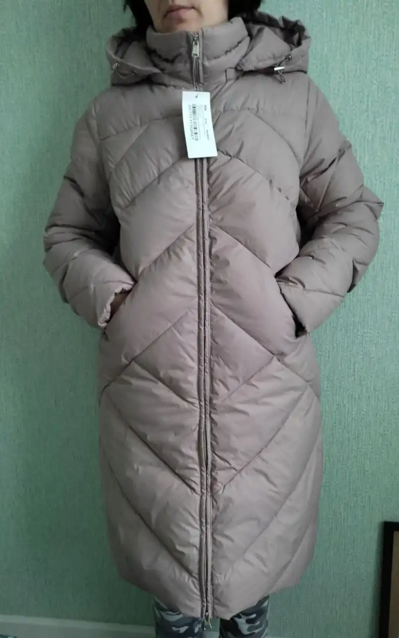 Новый пуховик на 44 размер