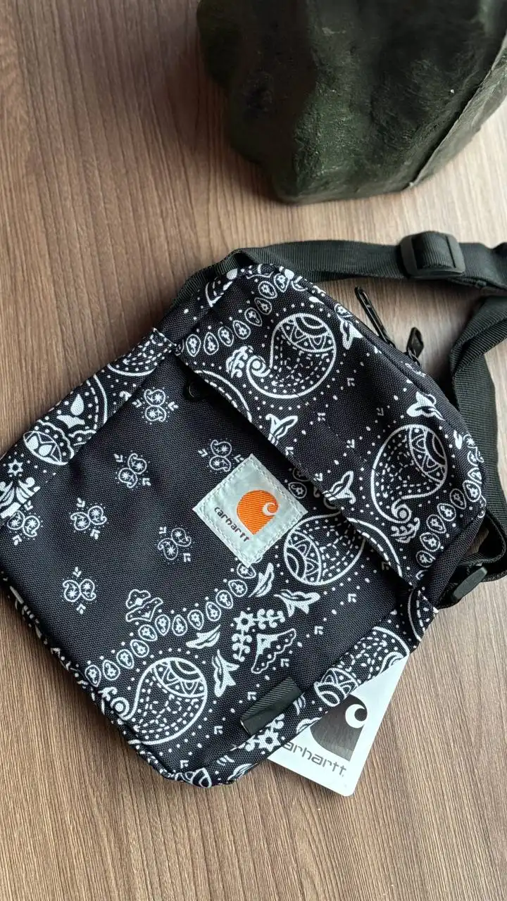 Продам новую сумку Carhartt черного цвета - Сумки и аксессуары (Одежда) в Подольск