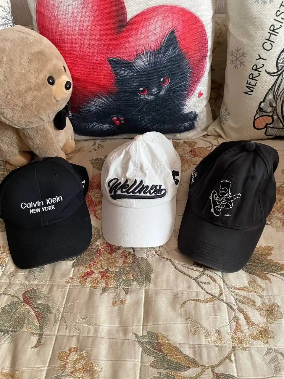 Кепки новые идеальные брендовые - Головные уборы (Одежда) в Подольск