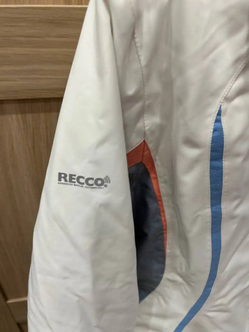 Горнолыжная женская куртка Volkl и брюки Oxylane - Спортивная одежда (Одежда) в Бутово