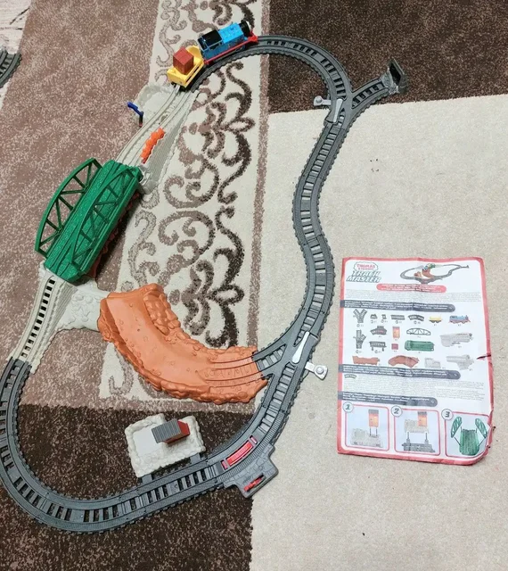 Игра Дорога Томас и его друзья с мостом и грузом - Товары для детей в Одинцово