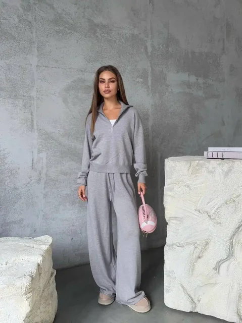 Женский трикотажный костюм, новый с биркой, Корея, размер 42-46 - Одежда в Подольск