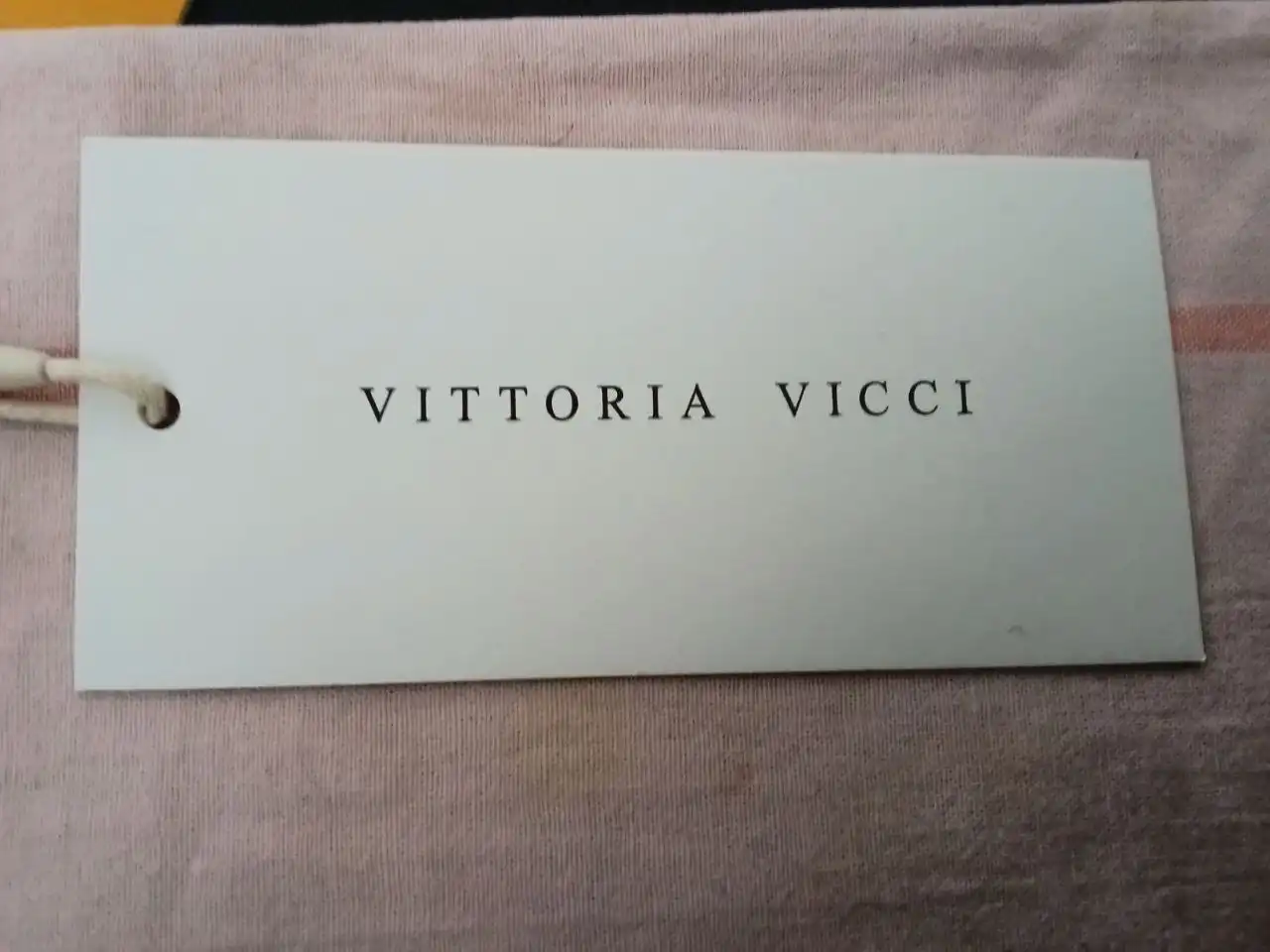 Сумка кросс-боди и женские кроссовки Bikkembergs - Одежда в Неизвестно