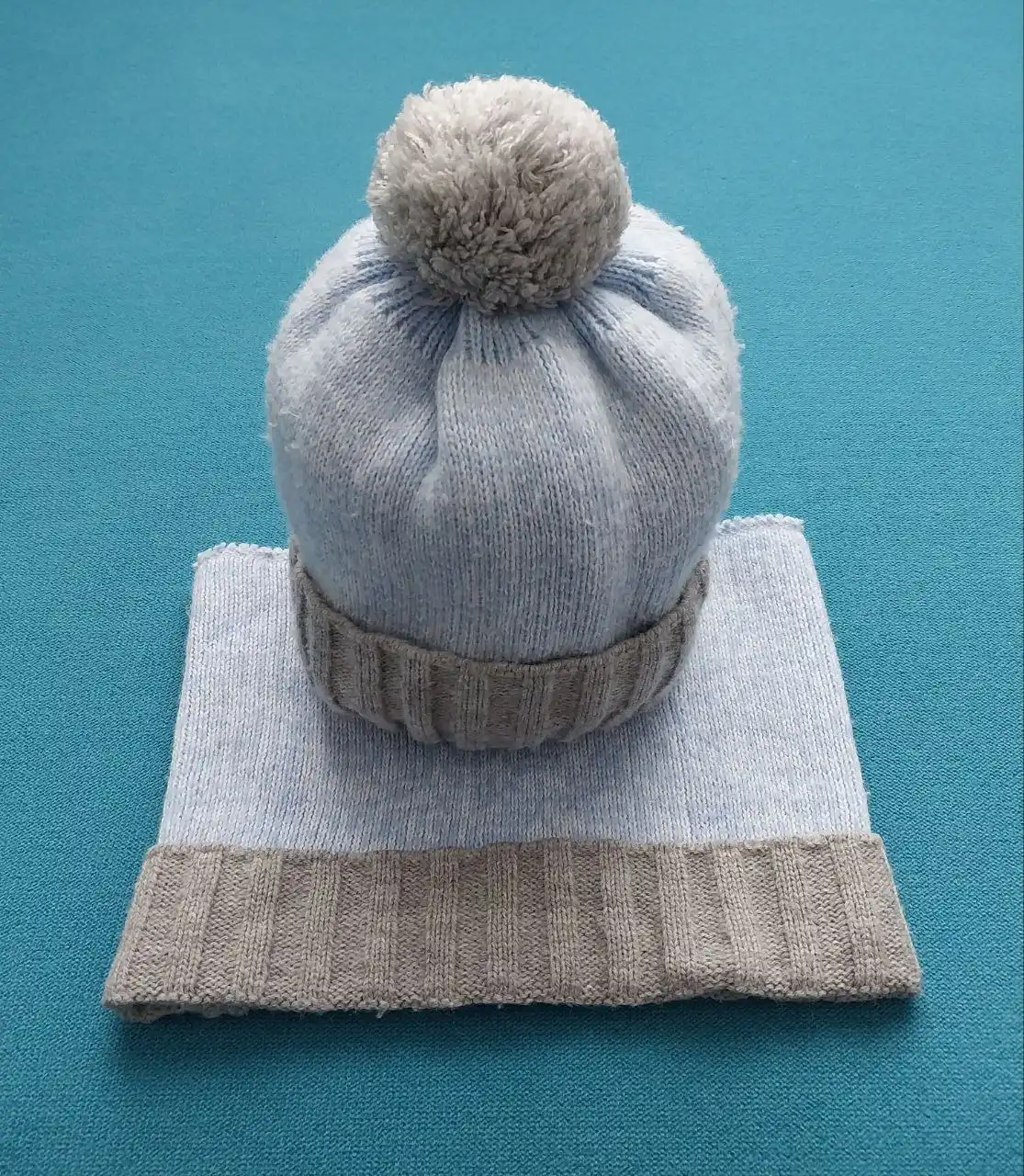 Шапка с круглым шарфом - Головные уборы (Одежда) в Бутово