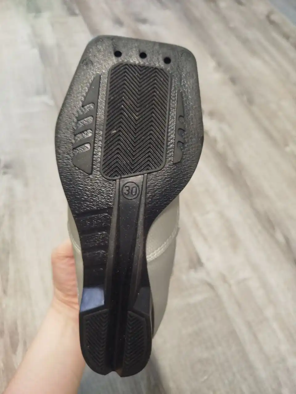 Детские лыжные ботинки размер 30 - Лыжное снаряжение (Хобби и отдых) в Троицк