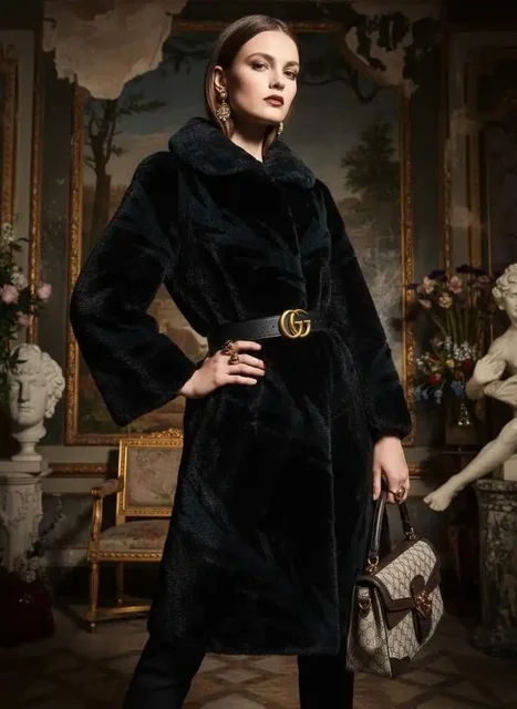 Шуба мутон 48-50 винтаж с морозными узорами - Платья в Подольск