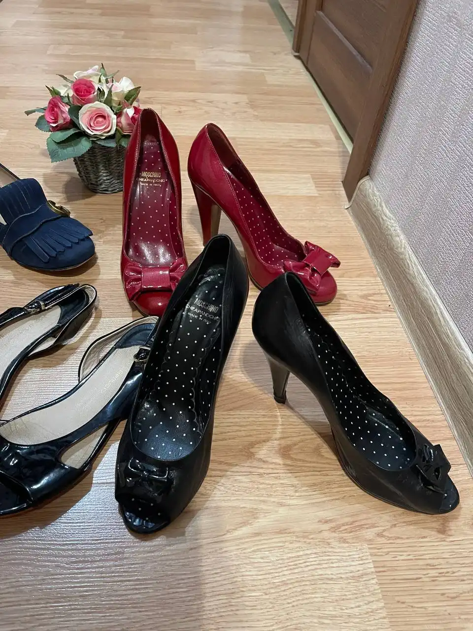 Обувь Moschino 38 размер на каблуках - Обувь (Одежда) в Бутово