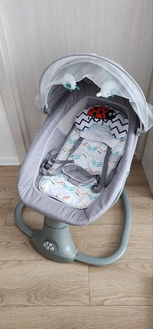 Продам шезлонг-качели с Bluetooth и регулировкой - Барахолка в Неизвестно