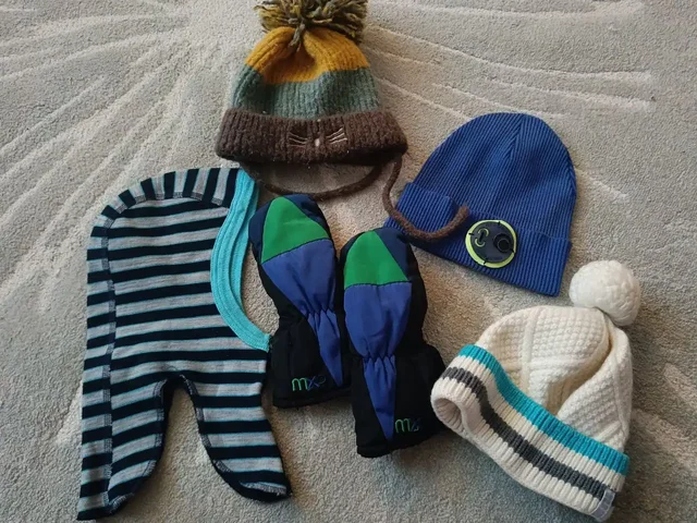 Детские шапки и аксессуары - частное объявление в Москва