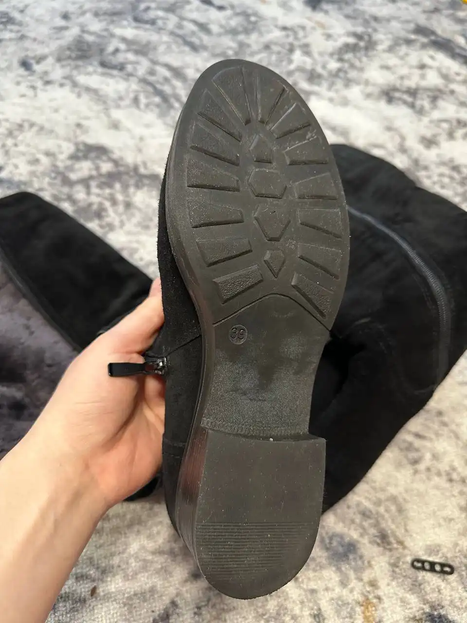 Зимние женские сапоги Francesco Donni 39 размер - Обувь (Одежда) в Боброво