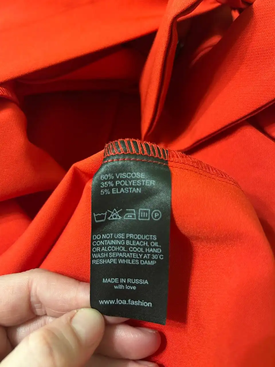 Красное платье с запахом размер М - Женская одежда (Одежда) в Подольск