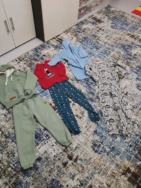 Пакет вещей для мальчика размер 128-134 - Платья в Подольск