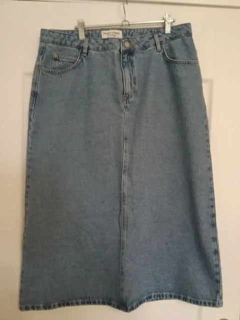 Джинсовая юбка и женские шорты от Present & Simple и CLASSIC - Женская одежда в Подольск