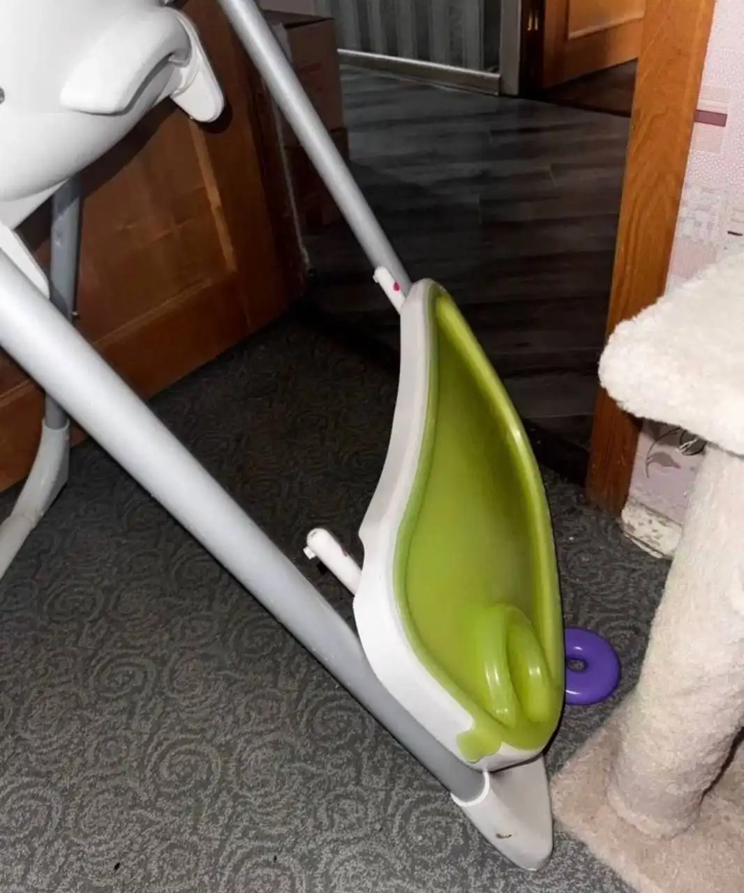 Продам товар в районе Голубинская 25к1 - Барахолка в Москва