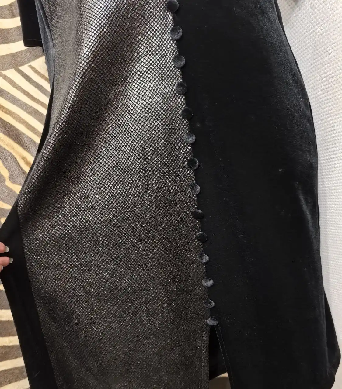 Платье бархатное 66 черного цвета - Платья (Одежда) в Сходненская