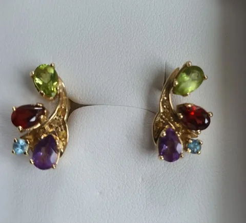 Золотые серьги с самоцветами 5,7гр 585 проба - Детские товары в Подольск