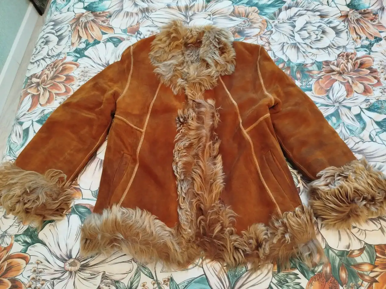 Натуральная дублёнка с ламой на размер 44-46 - Верхняя одежда (Одежда) в Подольск