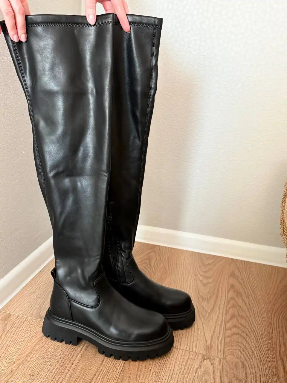 Женские зимние ботфорты новые - Обувь (Одежда) в Подольск