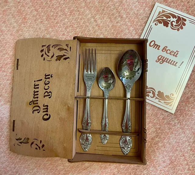 Новый набор столовых приборов Павловского завода - Товары для животных в Бутово