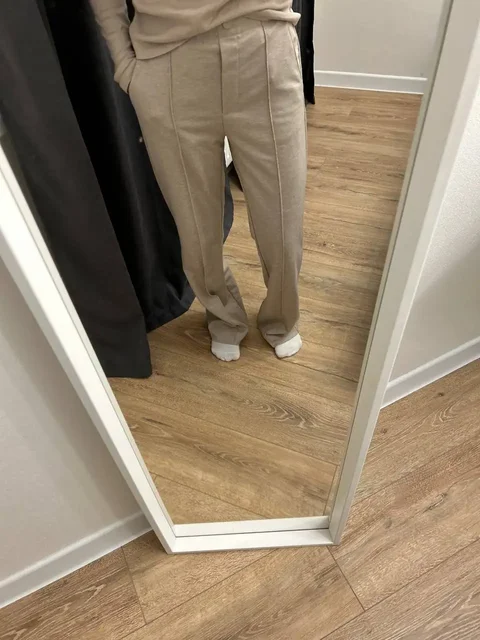 Продажа одежды: брюки, джинсы, кофты - Купальники в Подольск