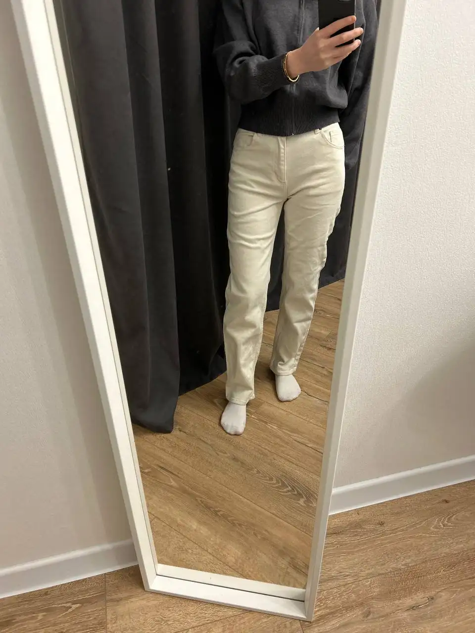 Продажа одежды: брюки, джинсы, кофты - Верхняя одежда и брюки (Одежда) в Подольск