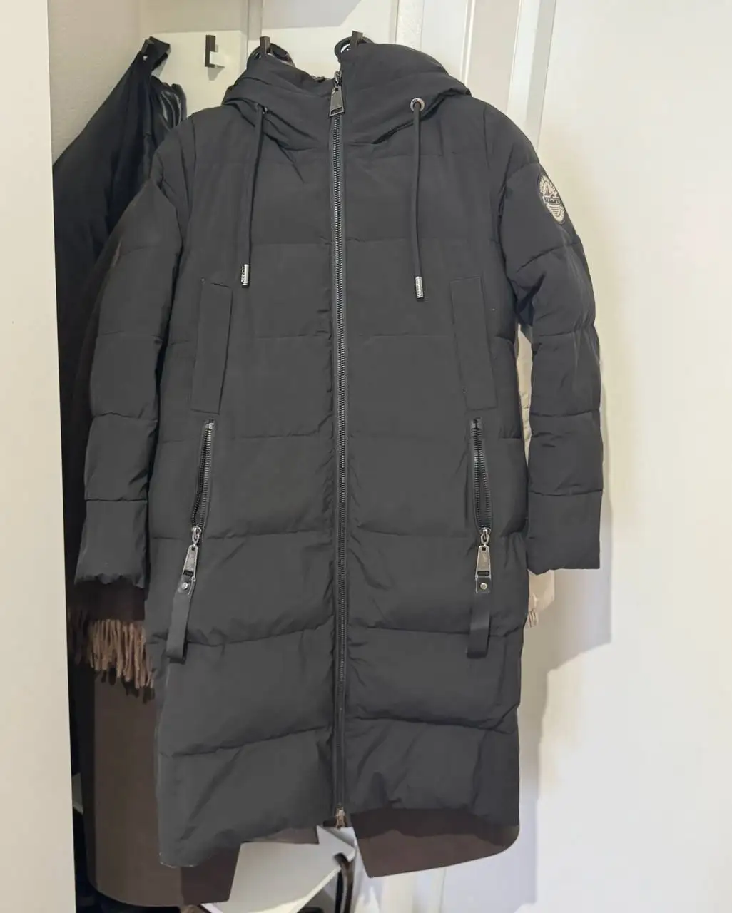 Продажа женской экошубы и пальто на зиму - Верхняя одежда (Одежда) в Подольск