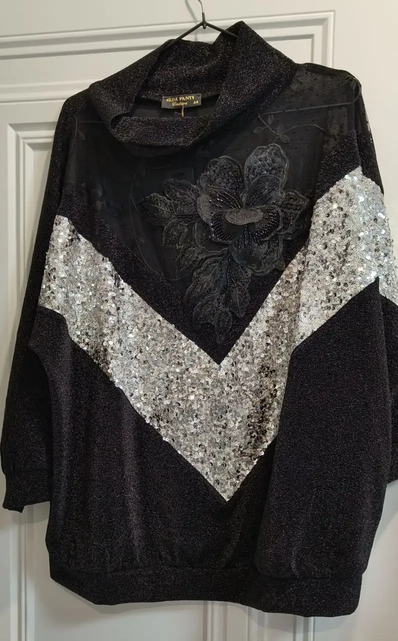 Костюм и кофта с пайетками - Верхняя одежда (Одежда) в Коммунарка