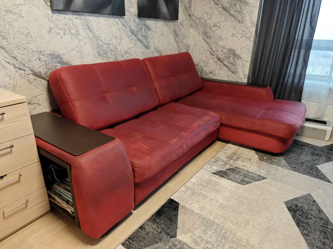 Продается угловой диван красного цвета - Для дома и дачи в Неизвестно