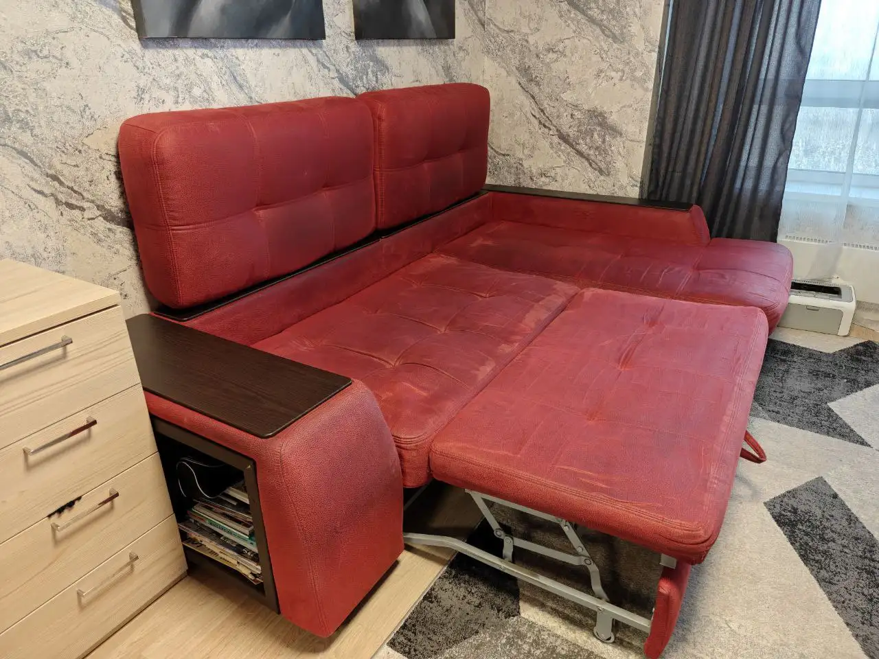 Продается угловой диван красного цвета - Для дома и дачи в Неизвестно