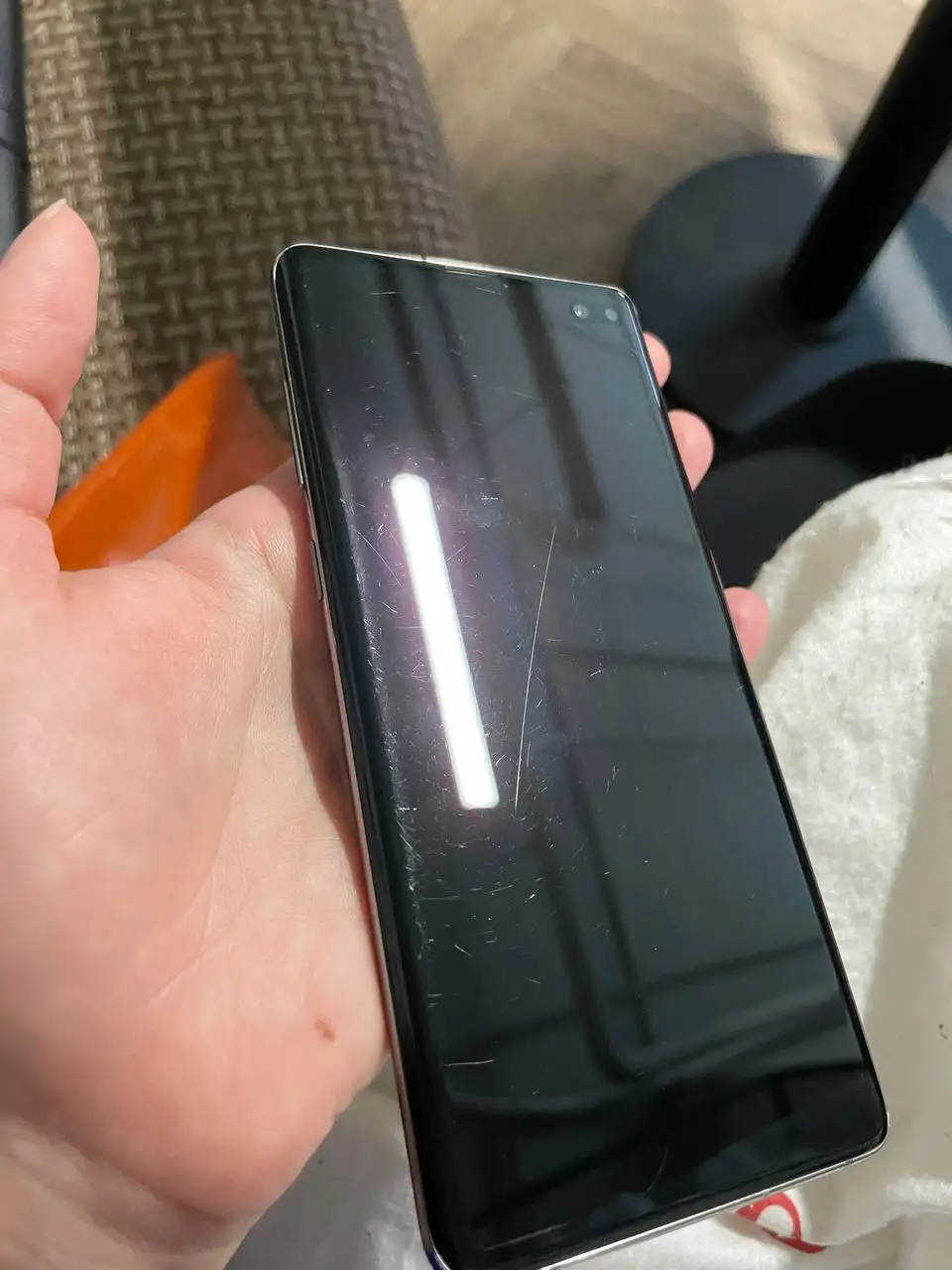 Samsung Galaxy S10 Plus в хорошем состоянии - Смартфоны (Электроника) в Москва