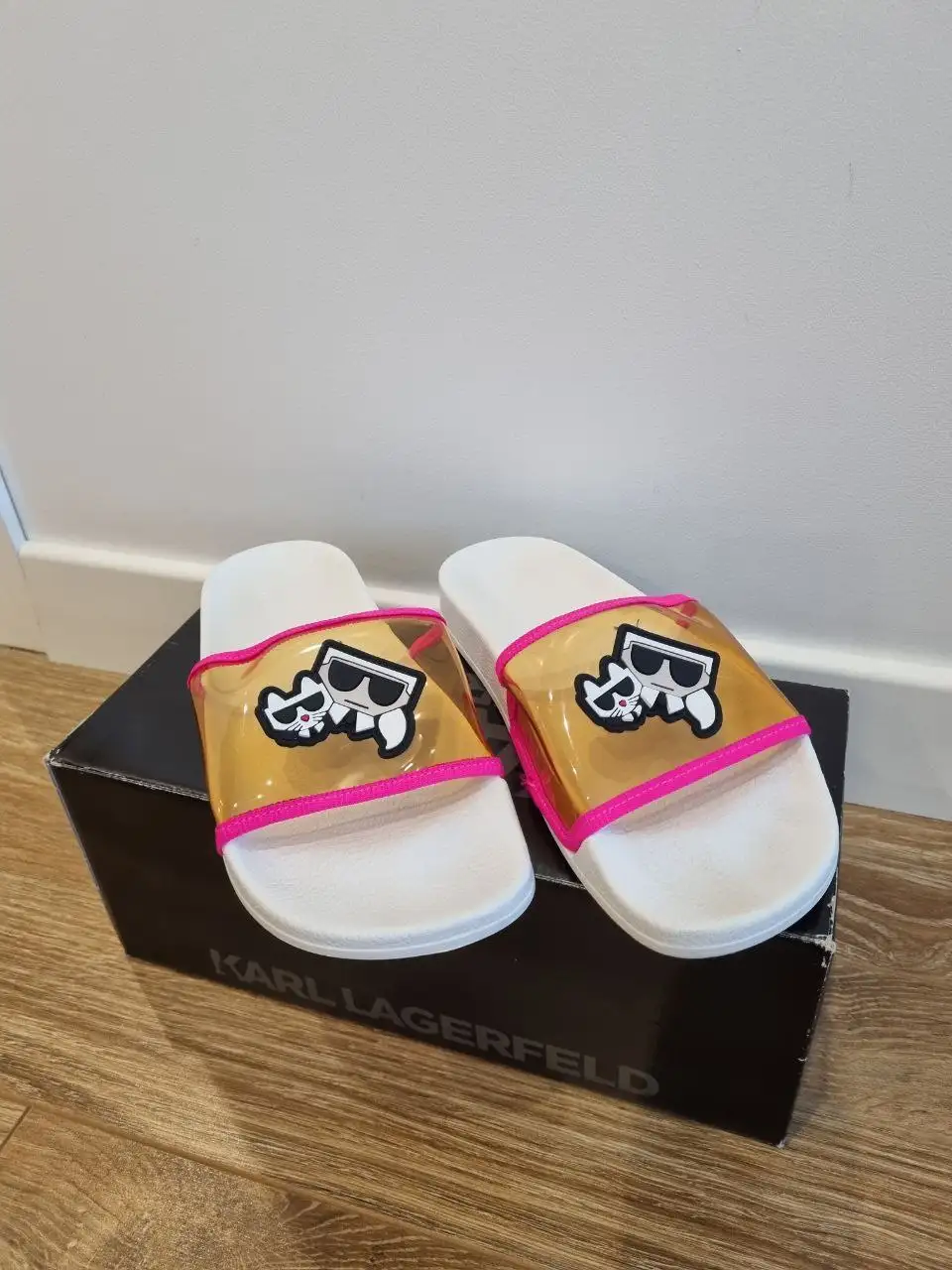 Шлёпки Karl Lagerfeld - Обувь (Одежда) в Бутово