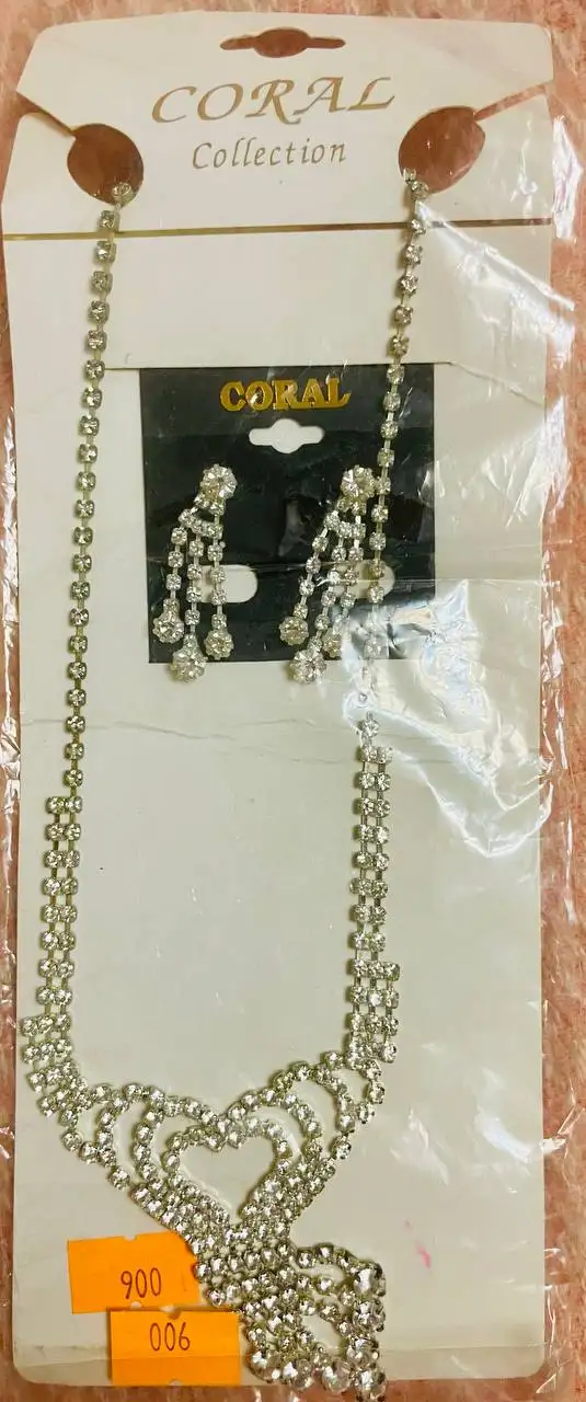 Новые комплекты наборов бижутерии - Барахолка в Бутово