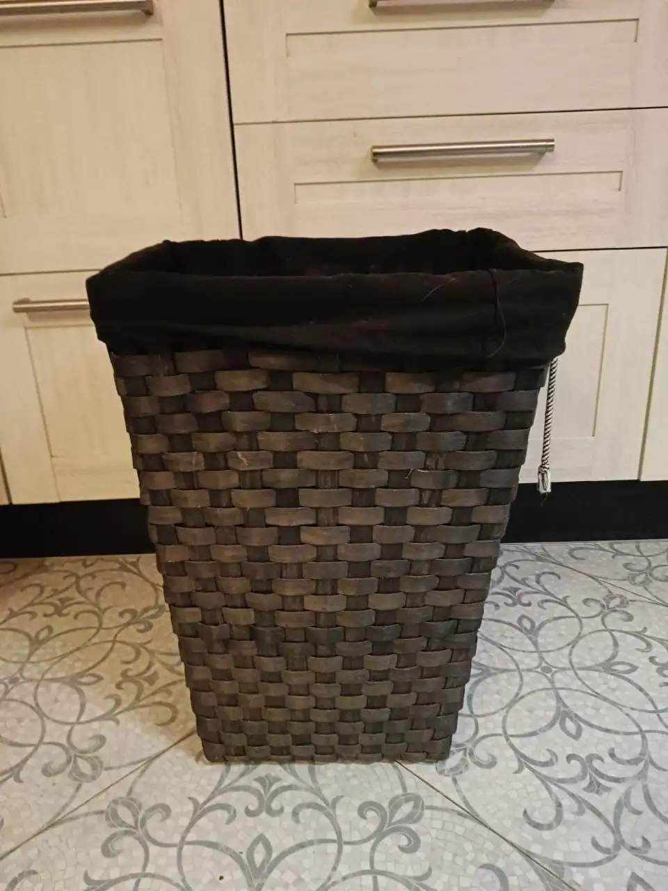 Корзина для белья - Для дома и дачи в Неизвестно