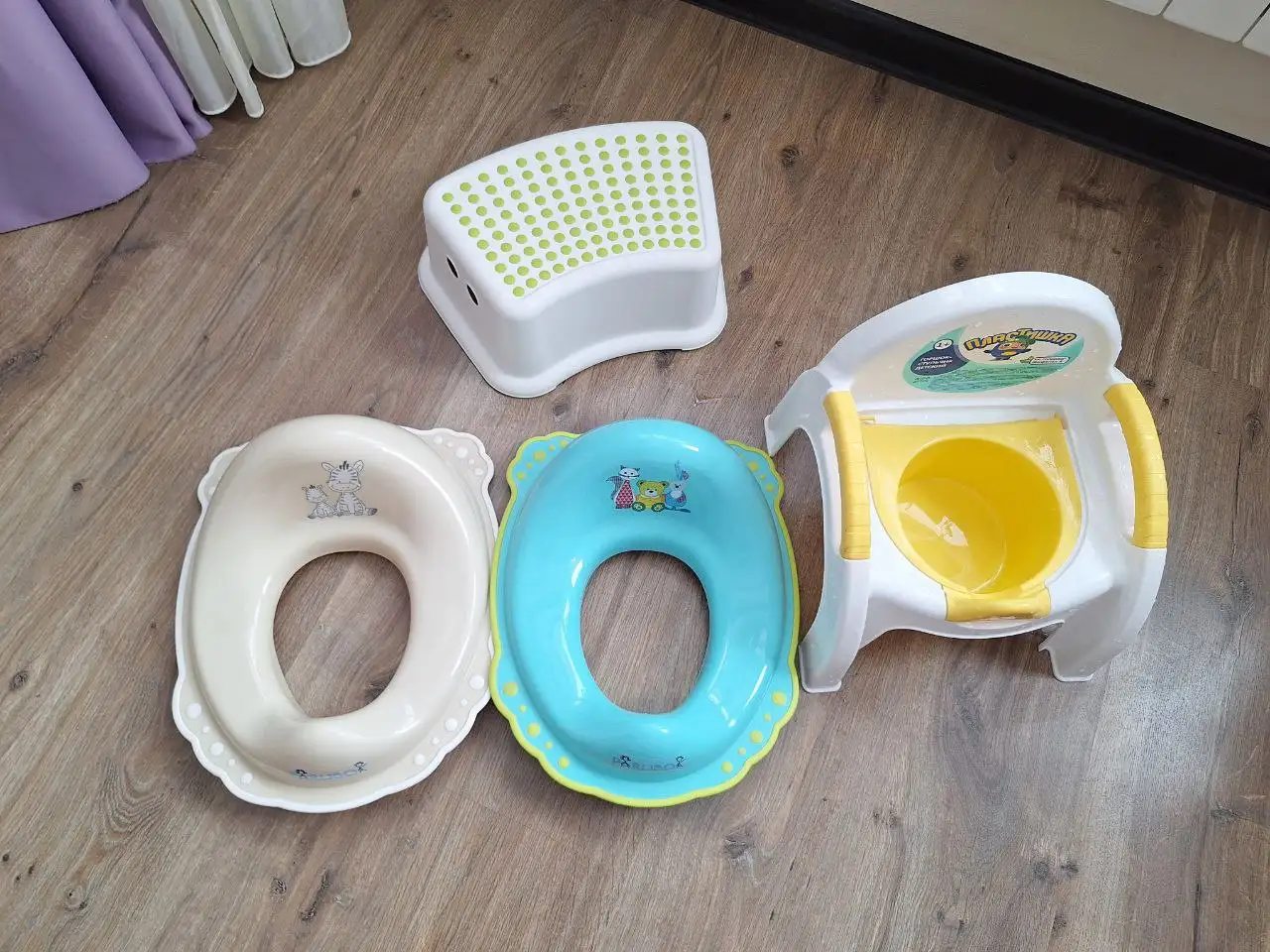 Накладки на унитаз, подставка для ног, горшок - Для дома и дачи в Сосенский стан