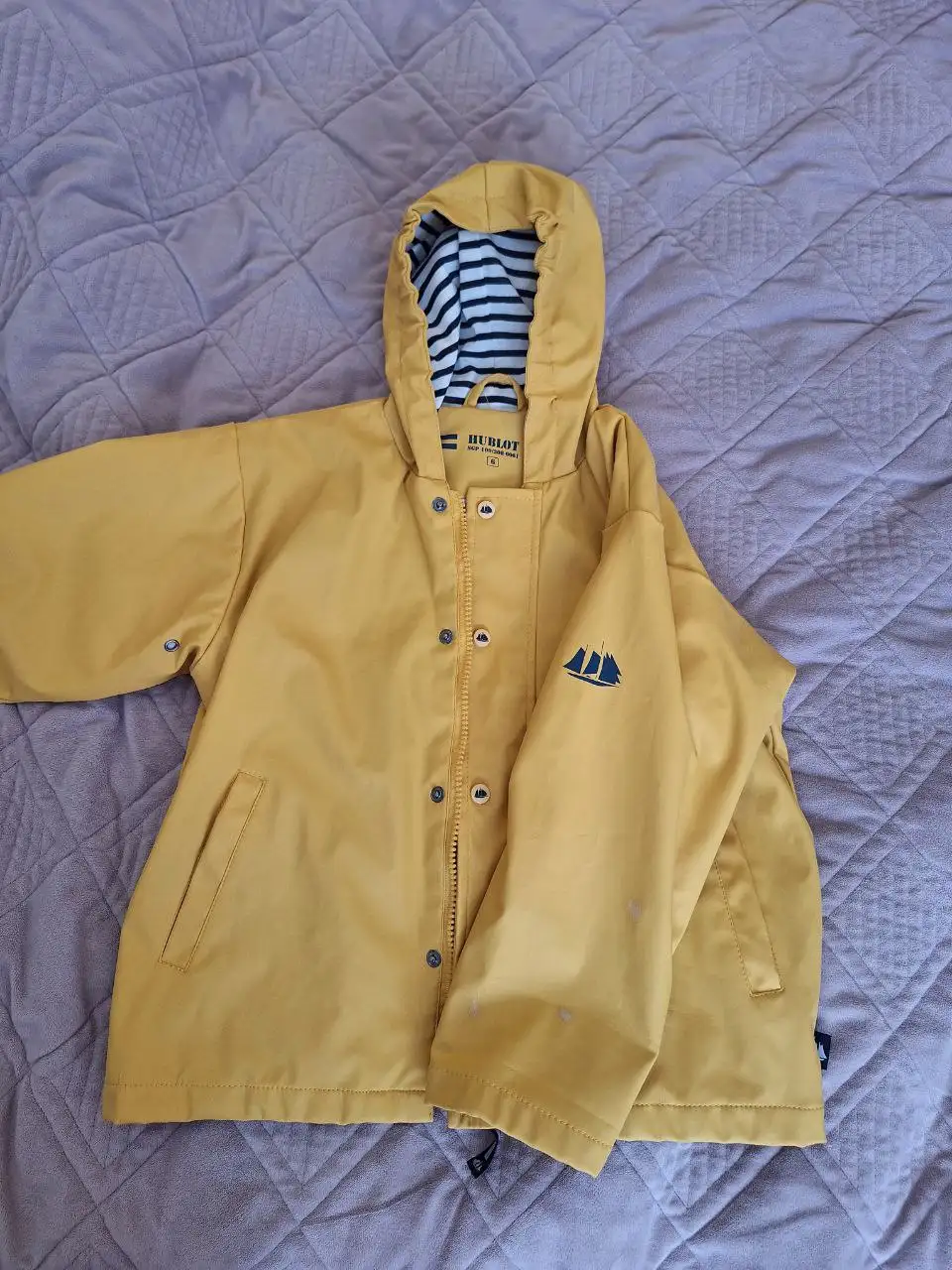 Продажа детских ветровок разных размеров и цветов - Одежда для детей (Товары для детей) в Сосенский