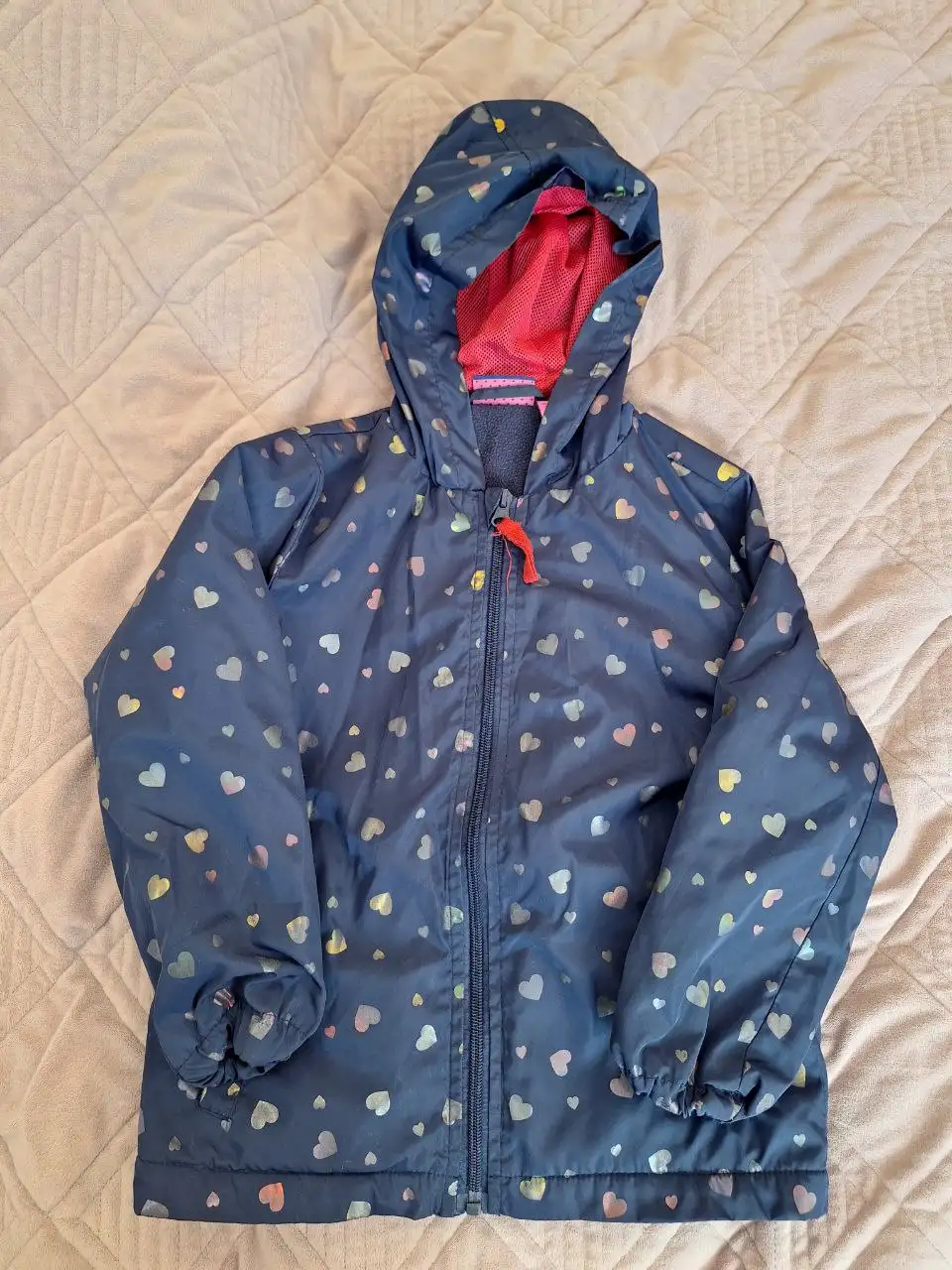 Продажа детских ветровок разных размеров и цветов - Одежда для детей (Товары для детей) в Сосенский