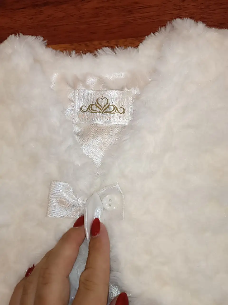 Меховая накидка (жилет) размер 110 - Детская одежда (Одежда) в Подольск