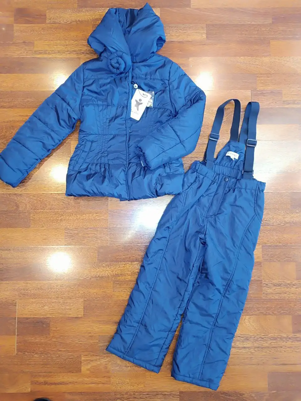 Демисезонный костюм для девочки размер 122-128 - Детская одежда (Одежда) в Подольск